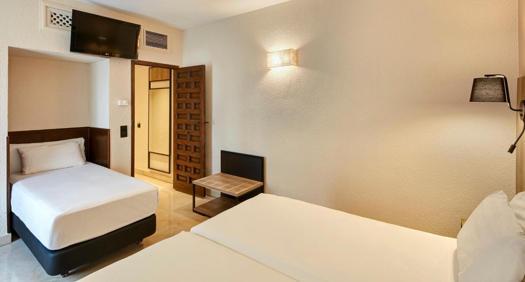 Sercotel Alfonso Vi Hotel 4*