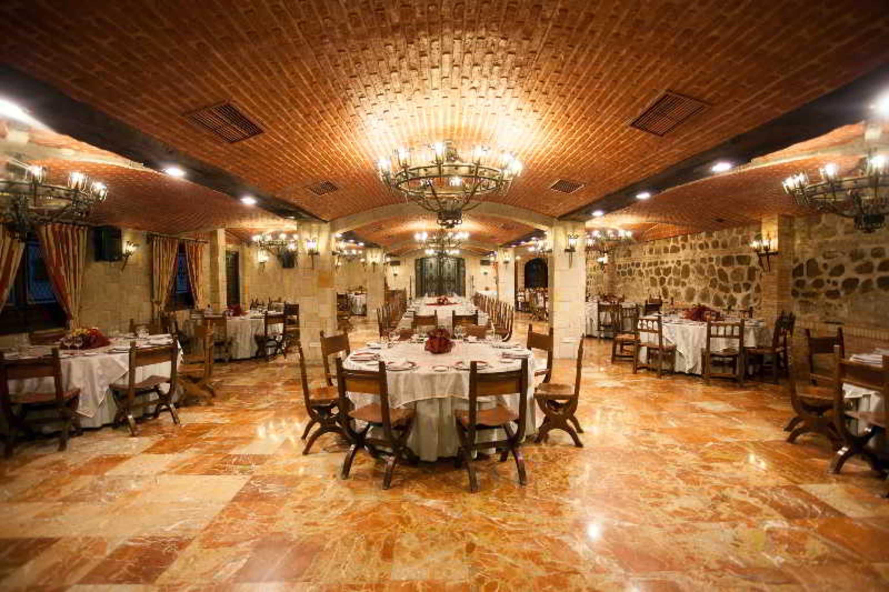 Sercotel Alfonso Vi Hotel 4*