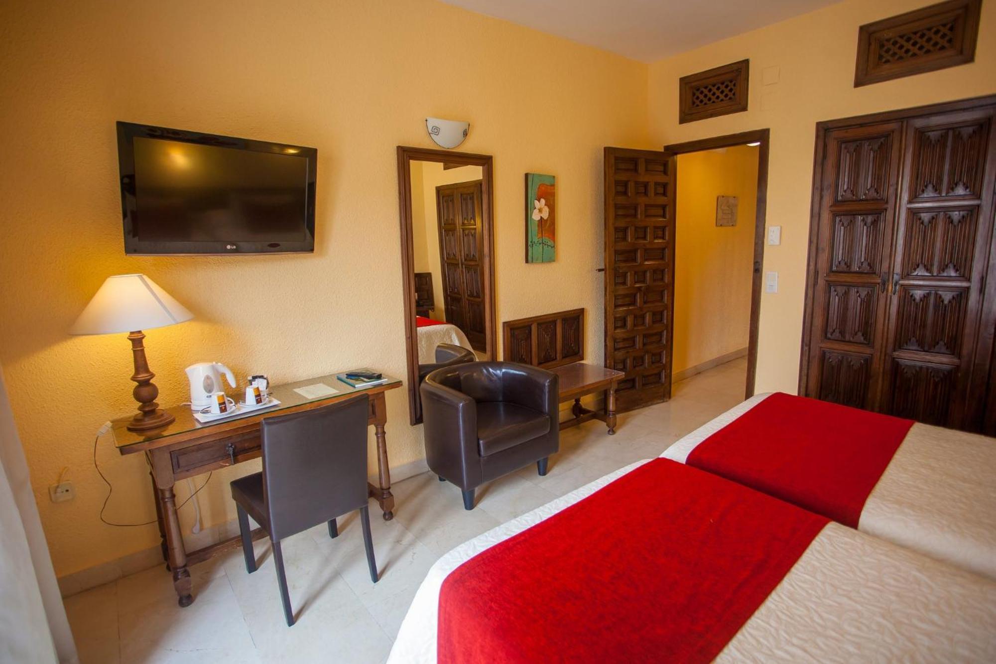 Sercotel Alfonso Vi Hotel 4*